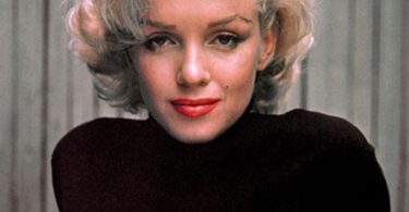 Marilyn Monroe was a famous Hollywood actress who was born in the United States. The first of June 1926 marked her birth; she passed away on August 4th, 1962. Norma Jeane Mortenson was once her maiden name.