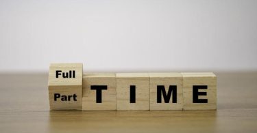 The primary difference between full-time and part-time employment is the weekly work hours. Depending on the regulations of their country or jurisdiction, full-time employees typically work between 30 and 40 hours per week. Usually, they are entitled to a full range of benefits, including health insurance, paid time off, retirement plans, and more, which are frequently prorated or not provided to part-time employees.