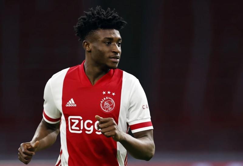 Mohamed Kudus, a professional footballer from Ghana, was born on August 2, 2000. In addition to being a member of the Ghana national team, he also plays midfield for Ajax of the Eredivise.2