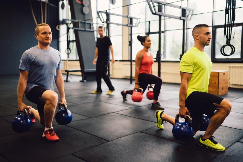 Both group fitness classes and solo workouts have different advantages. An instructor with a group of individuals conducts group fitness classes. This social setting can promote motivation, responsibility, and community. The instructor provides expert instruction, ensuring correct form and technique, and the predetermined routine can introduce variety and a balanced workout. Individuals desiring a structured, engaging, and interactive fitness experience may find it an excellent option.